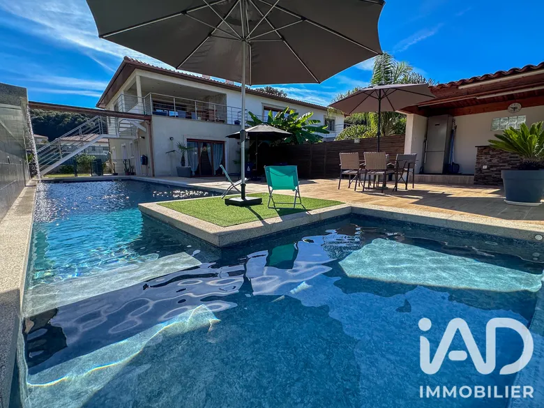 Maison 14 pièces 360 m² · à Bastelicaccia · 360 m² · 1 350 000 €