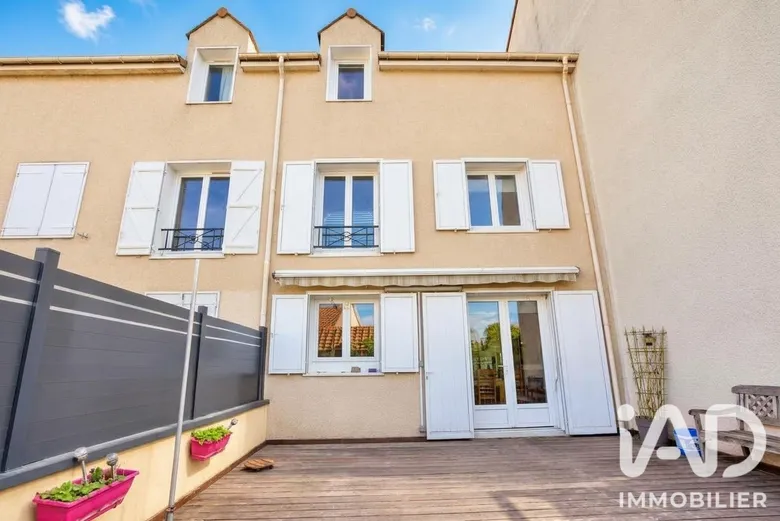 Maison 6 pièces 106 m² · à Roissy-en-France · 106 m² · 340 000 €
