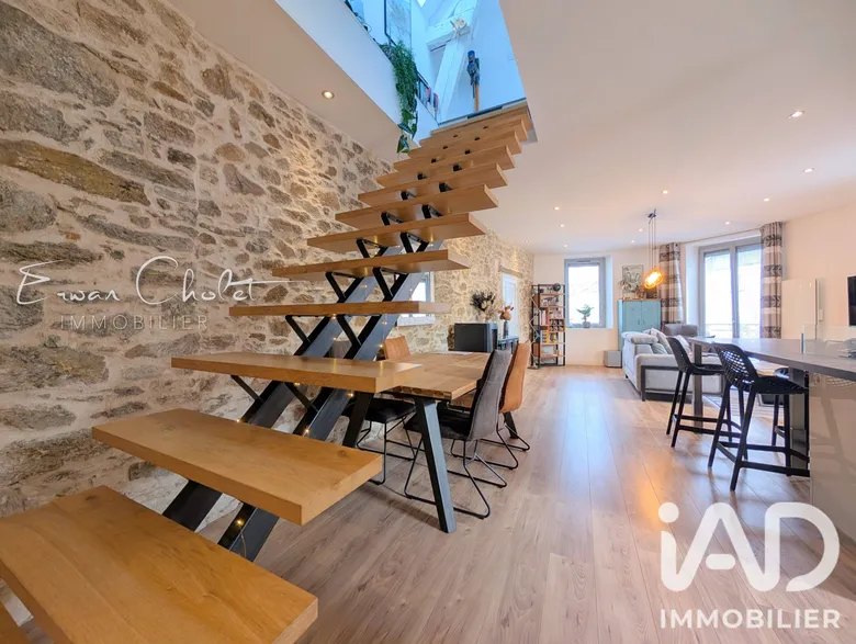 Appartement 5 pièces 102 m² · à Saint-Étienne-de-Montluc · 102 m² · 265 200 €