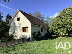 House in Saint-Pierre-de-Cernières (27390)