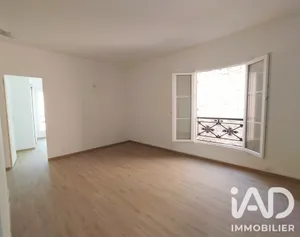 Apartment in Paris (75018)
