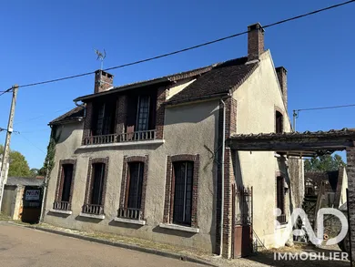 Maison à Champlay (89300)