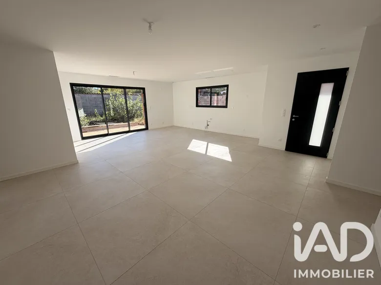 Maison 5 pièces 112 m² · à Créon · 112 m² · 360 000 €