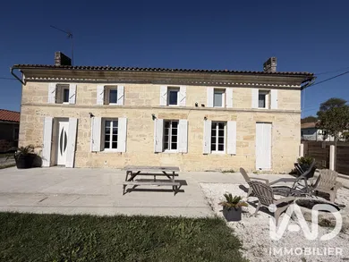 Maison de campagne à Saint-Ciers-d'Abzac (33910)