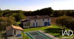 Traditional house in Écurat (17810)
