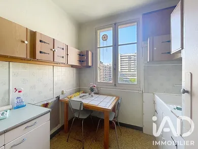 Appartement à Toulon (83000)