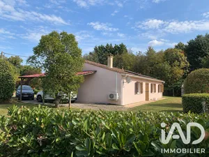 House in Coutras (33230)