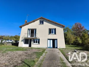 Traditional house in Le Dorat (87210)