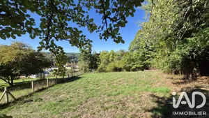 Terrain à bâtir à Saint-Léonard-de-Noblat (87400)