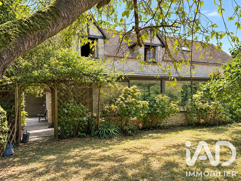 Maison 6 pièces 140 m² · à Mérobert · 139,5 m² · 260 000 €