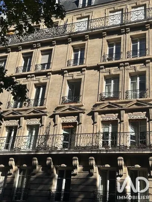 Apartment in Paris (75015)