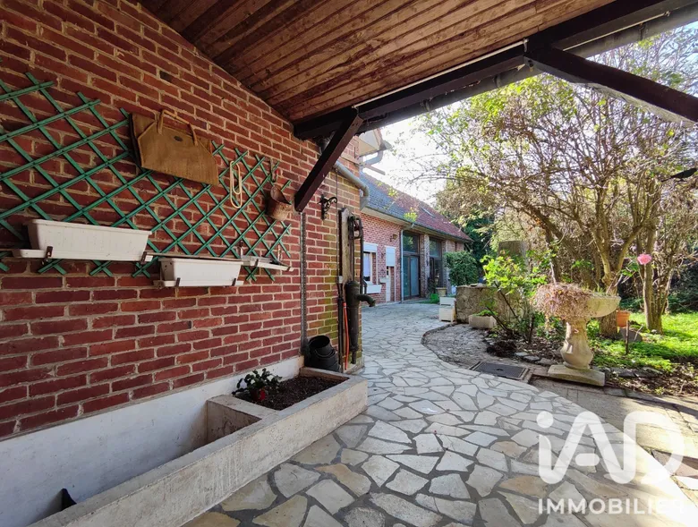 Maison 8 pièces 190 m² · à Landas · 190 m² · 279 000 €
