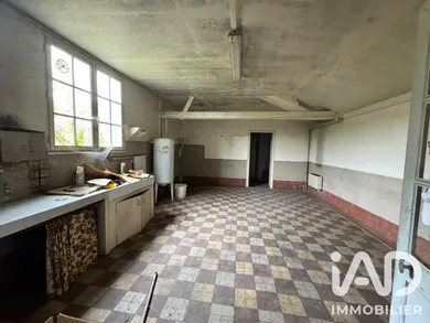 Bureaux à Breteuil (27160)