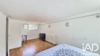 Maison traditionnelle à Les Clayes-sous-Bois (78340)