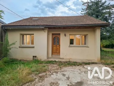 Maison à Villeneuve-sur-Yonne (89500)