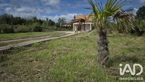 House in thouars (79100)
