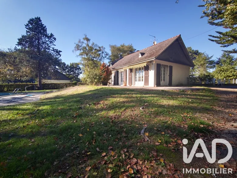 Maison 4 pièces 86 m² · à Briollay · 86 m² · 157 000 €