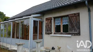 Detached house in Saint-Fargeau (89170)