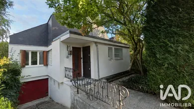 Maison traditionnelle à Le Chesnay (78150)