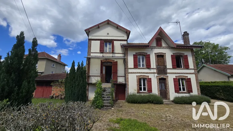 Maison 6 pièces 138 m² · à Éclaron-Braucourt-Sainte-Livière · 138 m² · 90 000 €