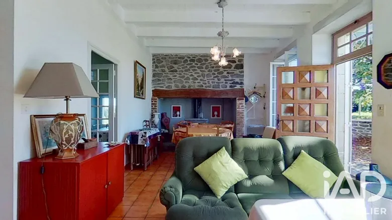 Maison 3 pièces 72 m² · à Chaussenac · 72 m² · 77 000 €