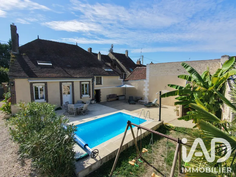 Maison 6 pièces 156 m² · à Épineau-les-Voves · 156,4 m² · 224 000 €