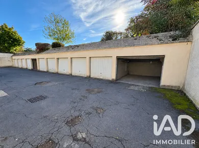 Garage à Gouvernes (77400)