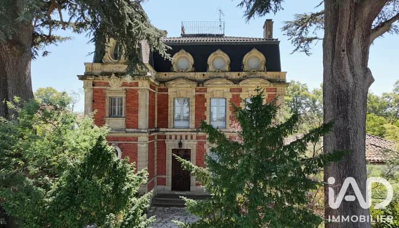 Maison 9 pièces 213 m² · à Valence · 213 m² · 420 000 €