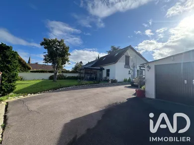 Maison de campagne à Saint-Martin-en-Campagne (76370)