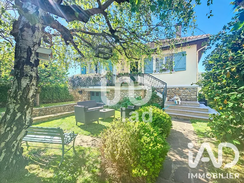 Maison 7 pièces 130 m² · à Gretz-Armainvilliers · 130 m² · 380 000 €