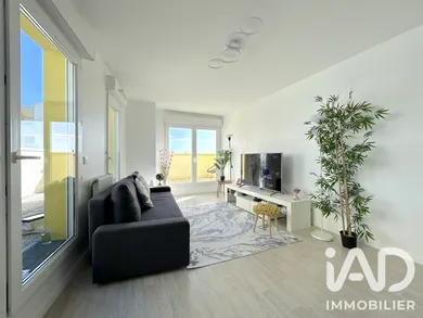 Appartement à Évry (91000)