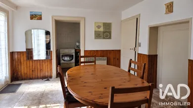 Maison de village à Ancy-le-Franc (89160)