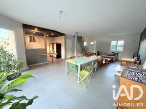 Maison de village à Vivy (49680)