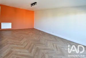 Apartment in Brie-Comte-Robert (77170)