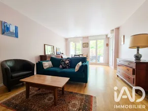 Apartment in Issy-les-Moulineaux (92130)