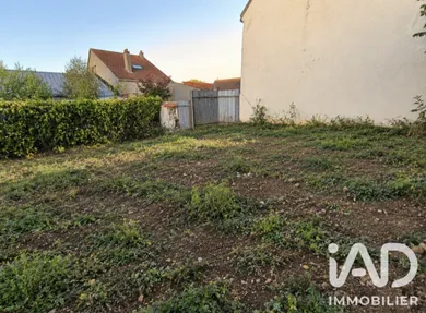 Terrain à bâtir à Le Plessis-Belleville (60330)