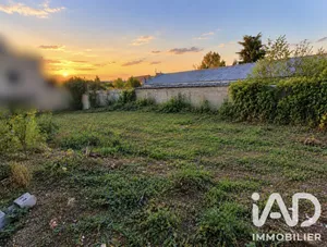 Terrain à bâtir à Le Plessis-Belleville (60330)