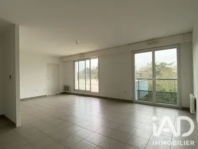 Apartment in Nantes (44300)