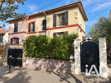 Maison à Épinay-sur-Seine (93800)