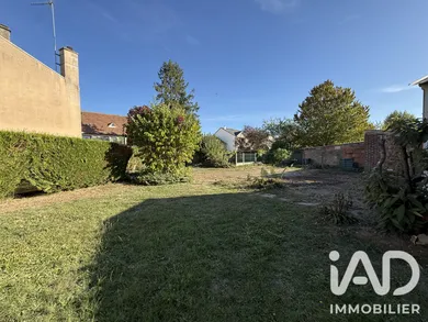 Building plot in Le Chesnay (78150)