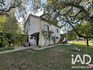 Traditional house in Saussay (28260)