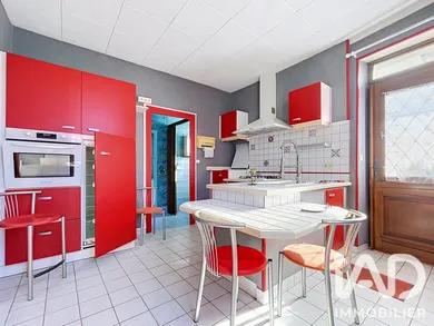 Maison à Le Veurdre (03320)