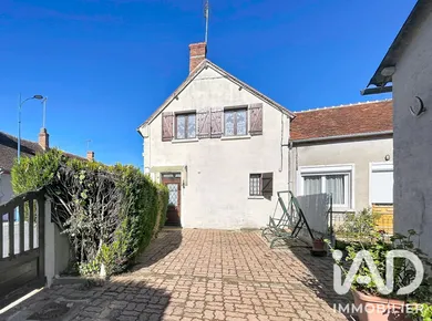 Maison à Le Veurdre (03320)