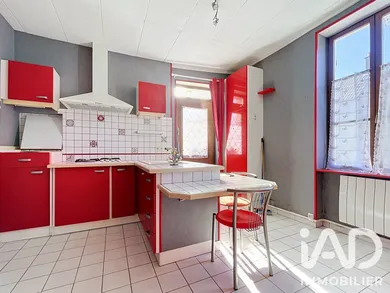 Maison à Le Veurdre (03320)