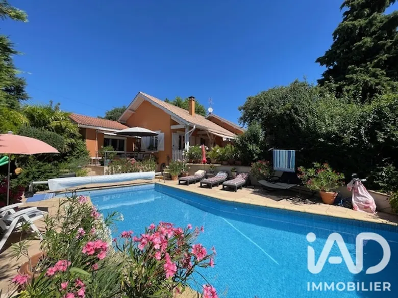 Maison 8 pièces 188 m² · à Millery · 188 m² · 730 000 €