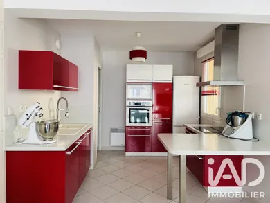 Apartment in Sainte-Savine (10300)