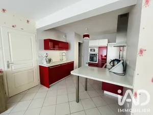 Apartment in Sainte-Savine (10300)