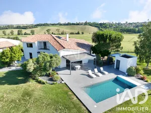 Traditional house in Saint-Léon (31560)