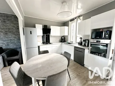 Townhouse in Saint-Fargeau-Ponthierry (77310)
