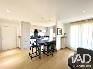 Appartement à Le Monastère (12000)